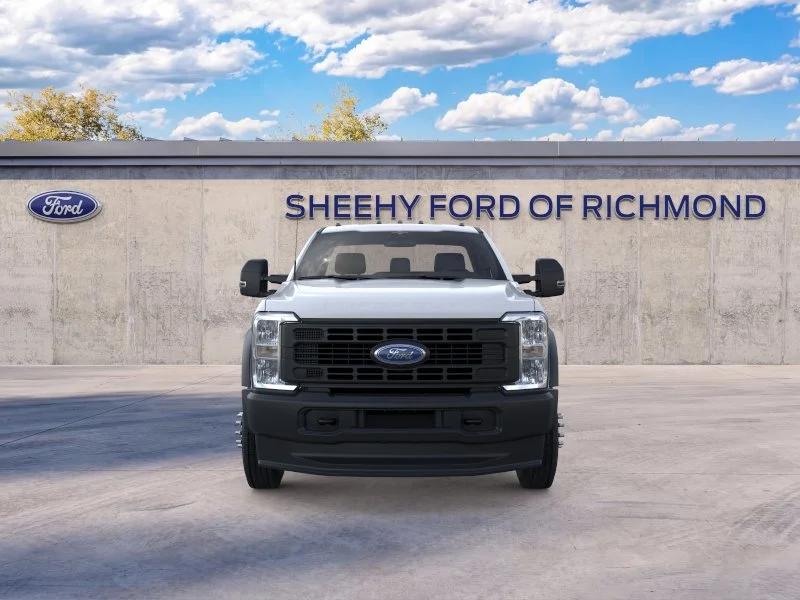 New 2026 Oxford White Ford F-450® XL image 7
