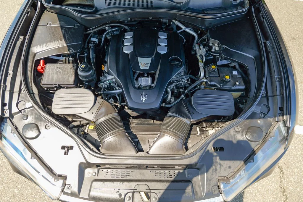Used 2017  Maserati S image 64