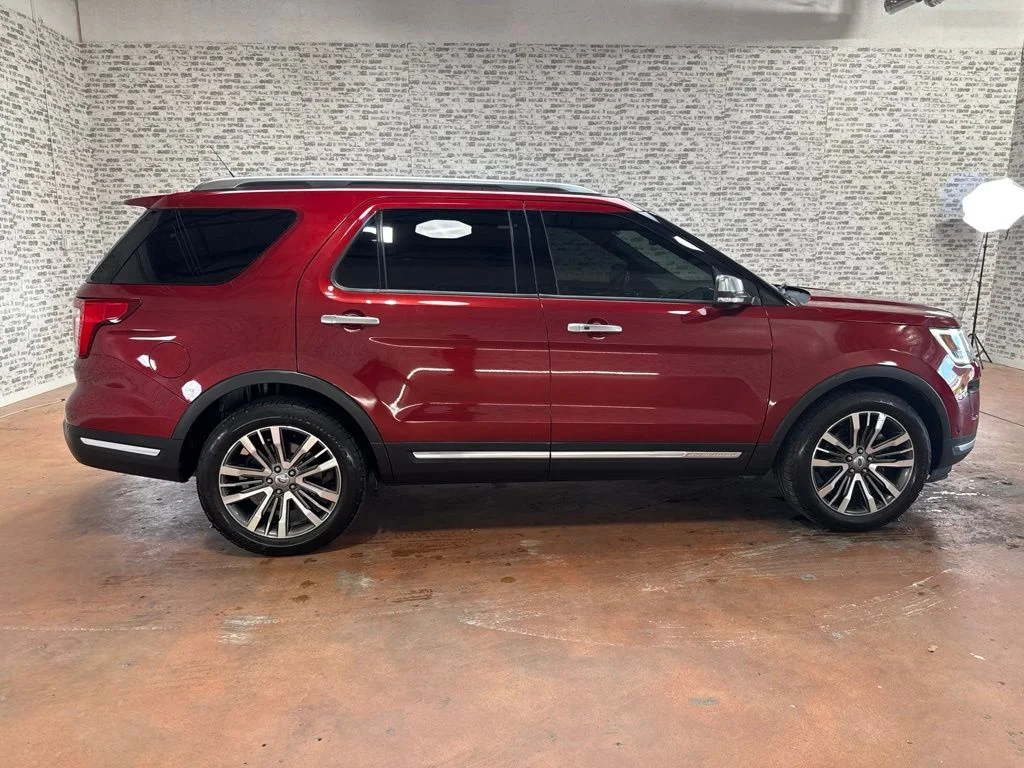 Used 2018 Red Ford Platinum image 8