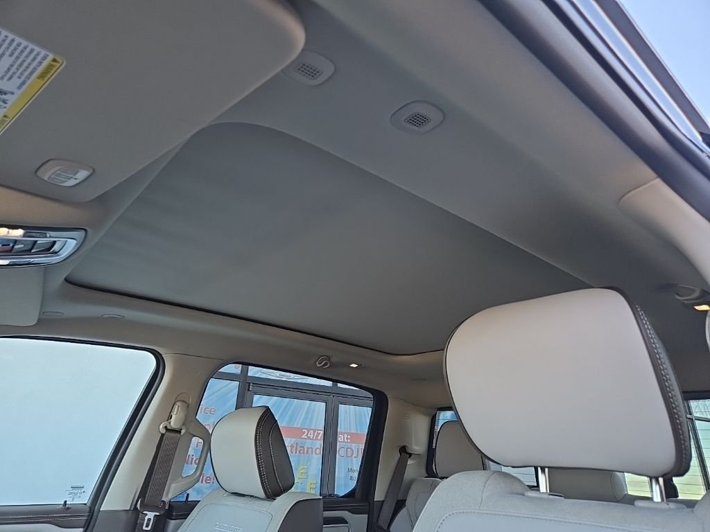 2026 RAM 1500 Laramie - Photo 42