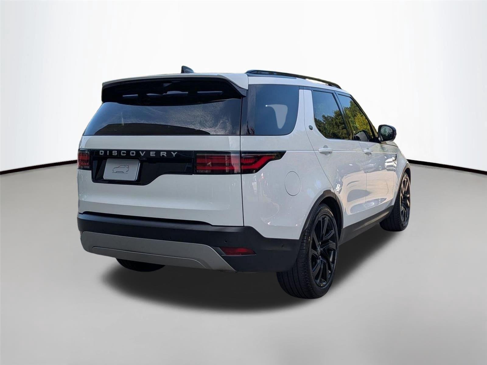 Used 2024 Fuji White Land Rover S image 5