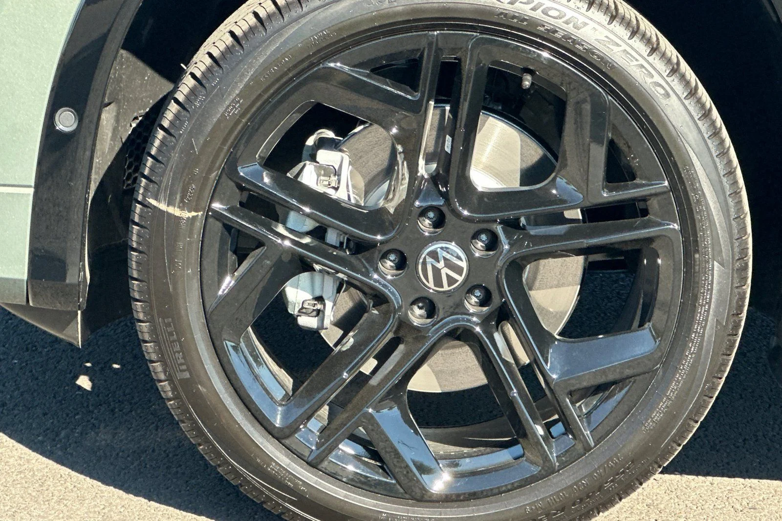 New 2026 Green Volkswagen 2.0T SE R-Line Black image 23