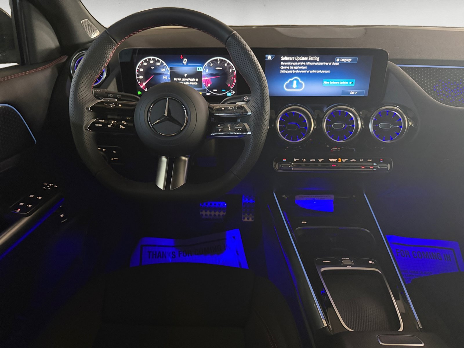 New 2026 Cosmos Black Metallic Mercedes-Benz GLA 250 image 39