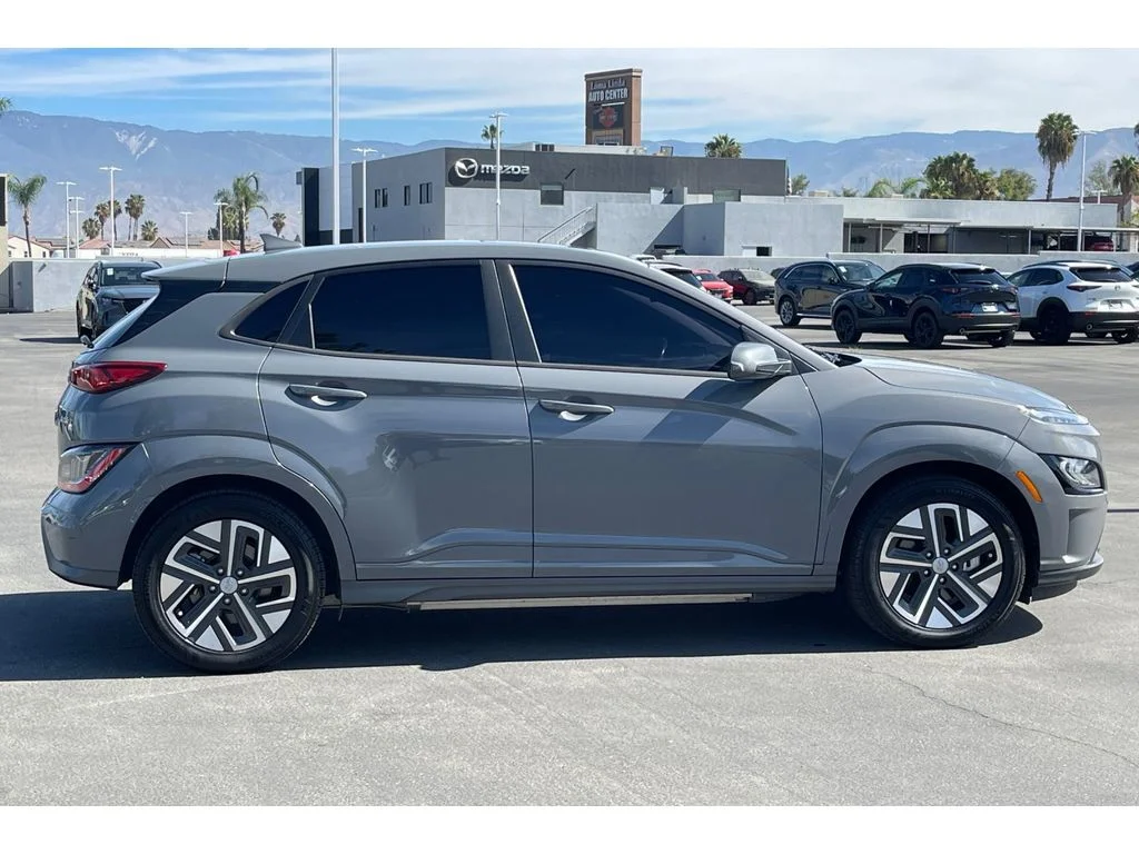 Used 2023 Galactic Gray Hyundai Limited image 8