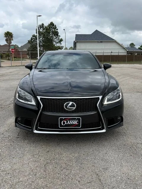 2015 Lexus LS Base