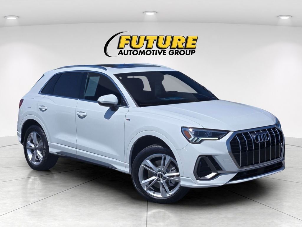 Used 2023  Audi Premium Plus image 1