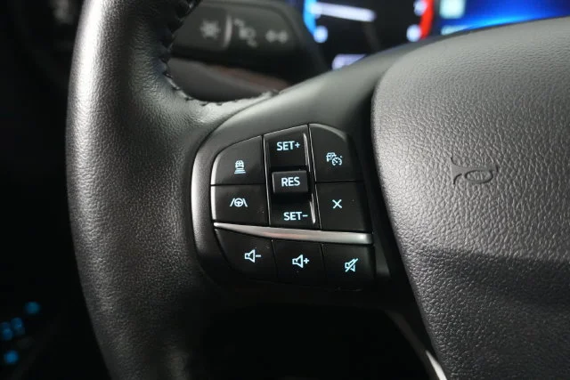 Used 2023 Shadow Black Ford Outer Banks image 16