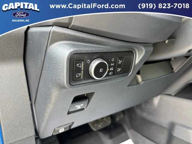 Used 2025 Blue Ford Badlands image 24