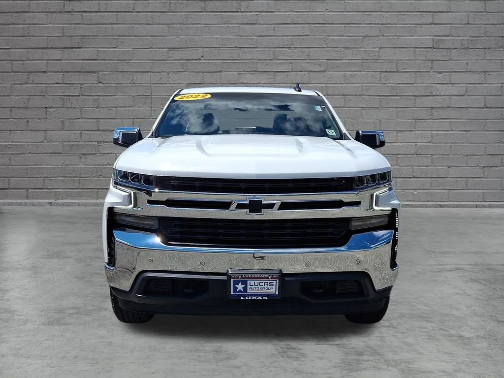 Used 2022 Summit White Chevrolet LT image 4