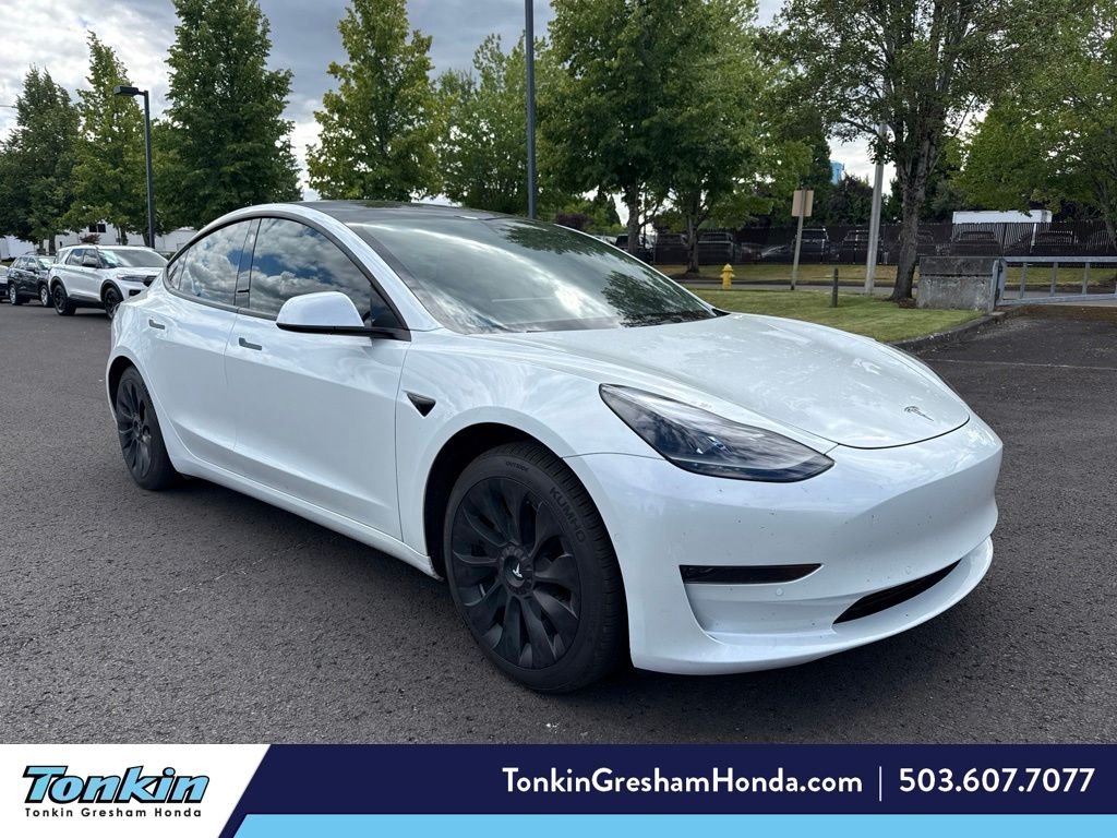 Used 2021 Pearl White Multi-Coat Tesla Standard Range Plus image 1