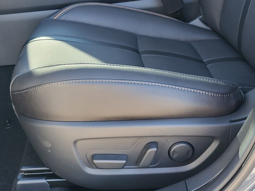 Used 2026 Polymetal Gray Metallic Mazda Premium image 17