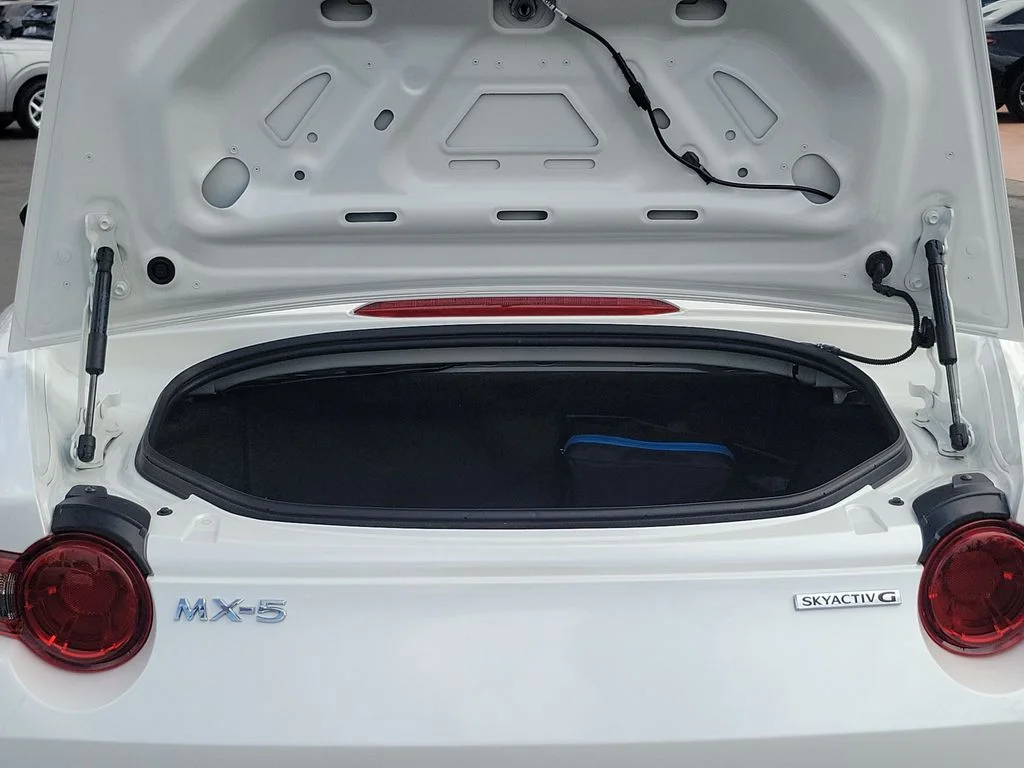 Certified Used 2023 Snowflake White Pearl Mazda Grand Touring image 21