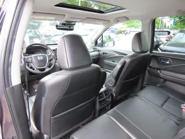 Certified Used 2022 Modern Steel Metallic Honda RTL image 15