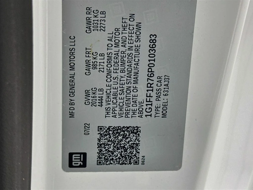 Used 2023 Summit White Chevrolet LT1 image 39