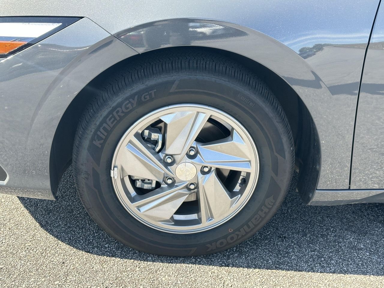 New 2026 Ecotronic Gray Hyundai SE image 12