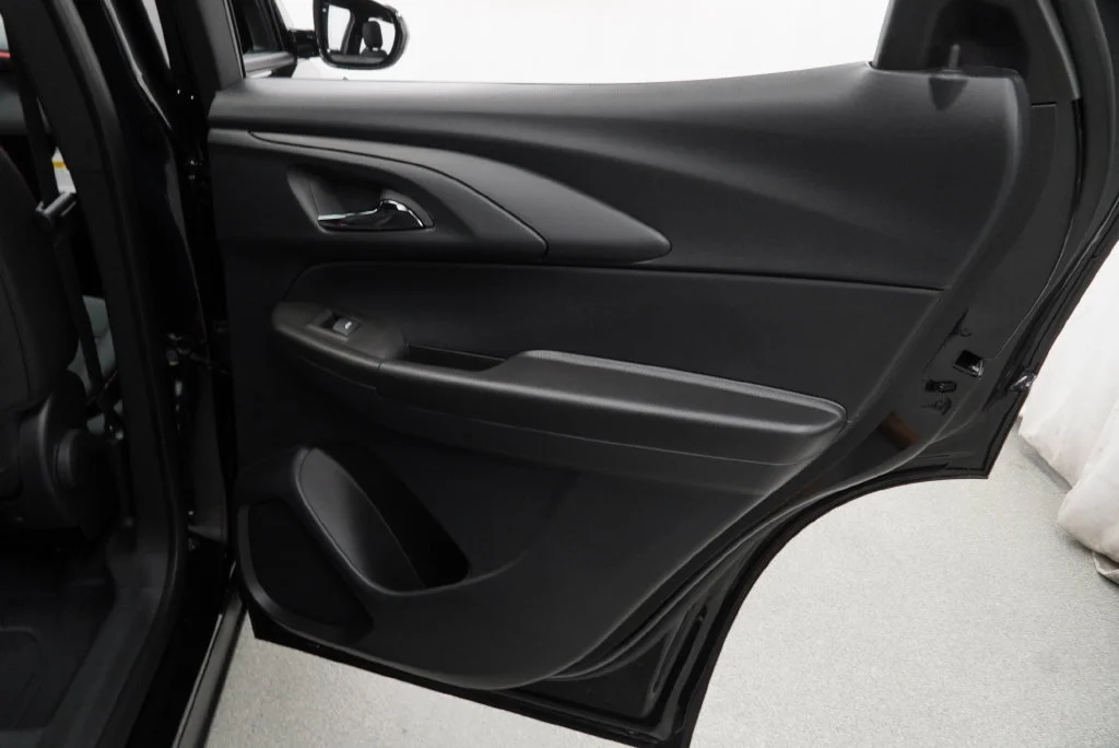 New 2026 Mosaic Black Metallic Chevrolet RS image 35