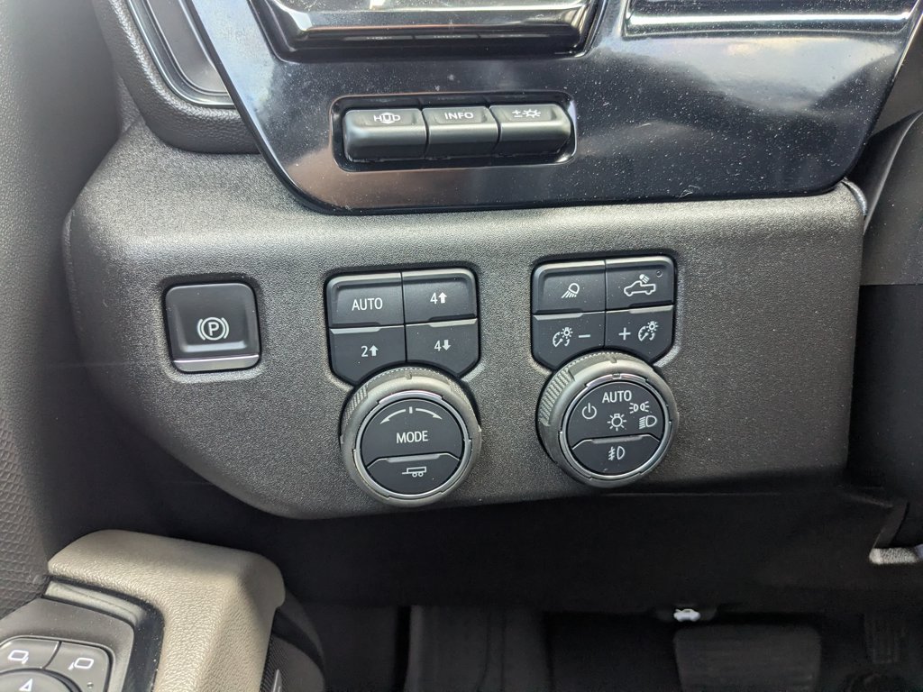 Used 2025 Black Chevrolet ZR2 image 20