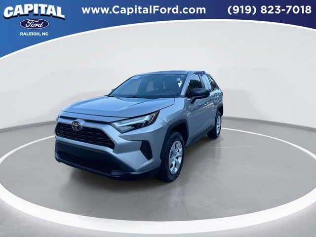 Used 2025 Silver Toyota LE image 4