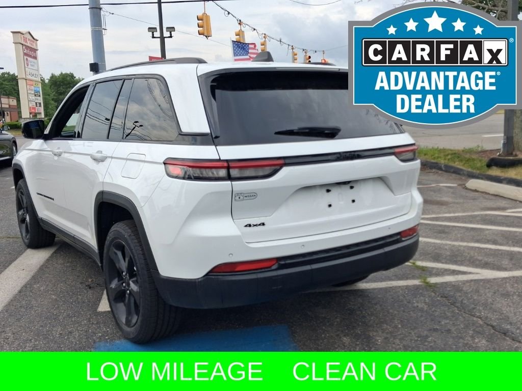 Used 2023 White Jeep Altitude X image 8