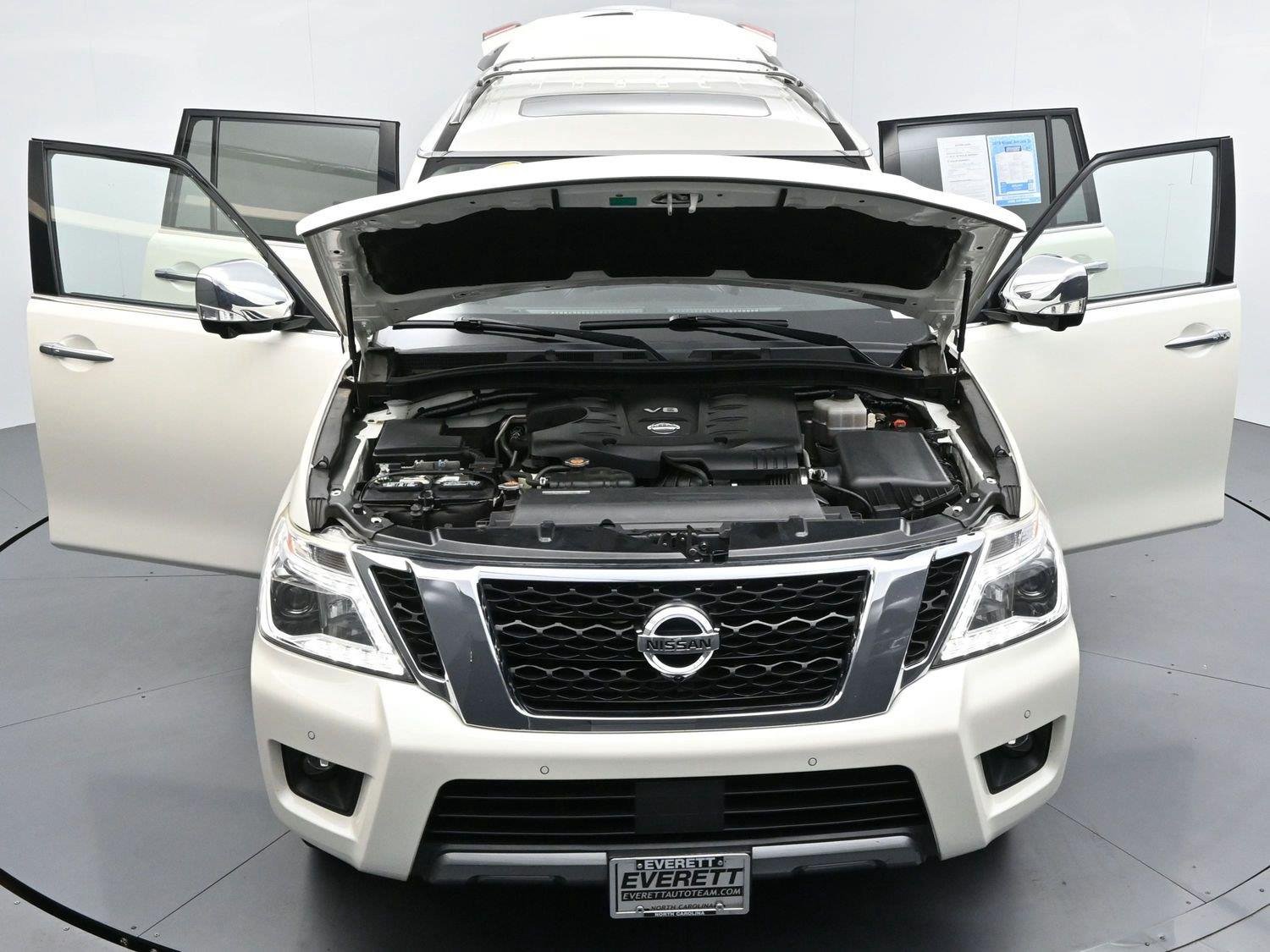 Used 2019 Pearl White Tricoat Nissan SL image 54