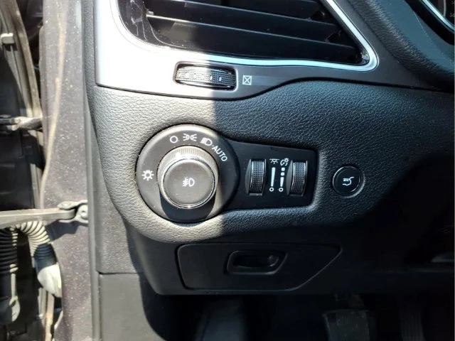 Used 2019 Gray Jeep Limited image 22