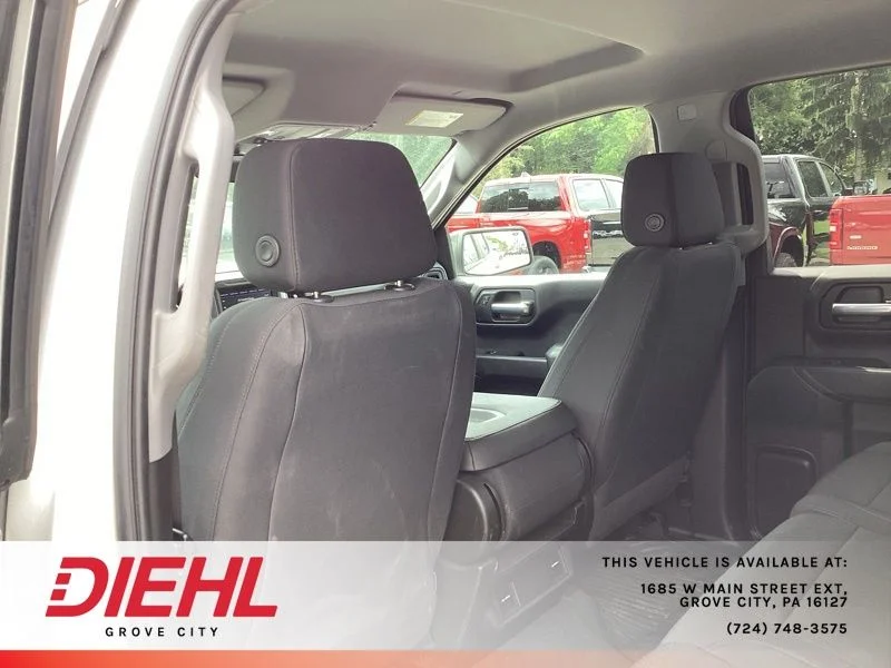 Used 2021 Silver Chevrolet Custom image 18