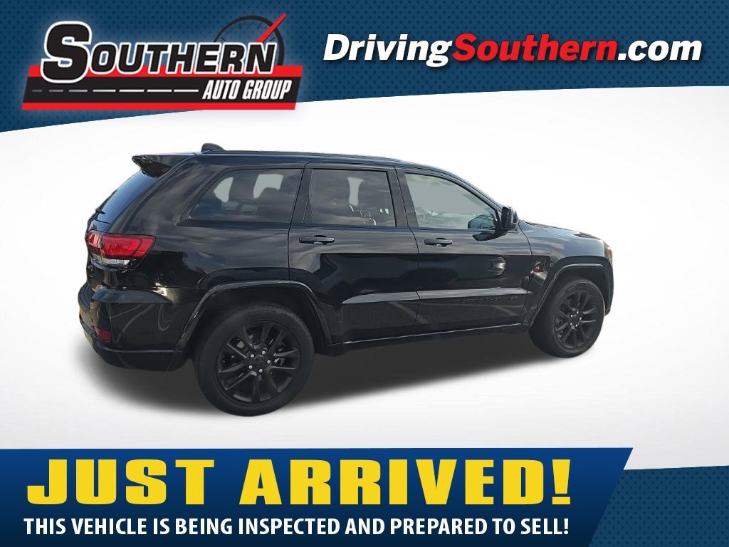 Used 2022 Black Jeep Laredo X image 1