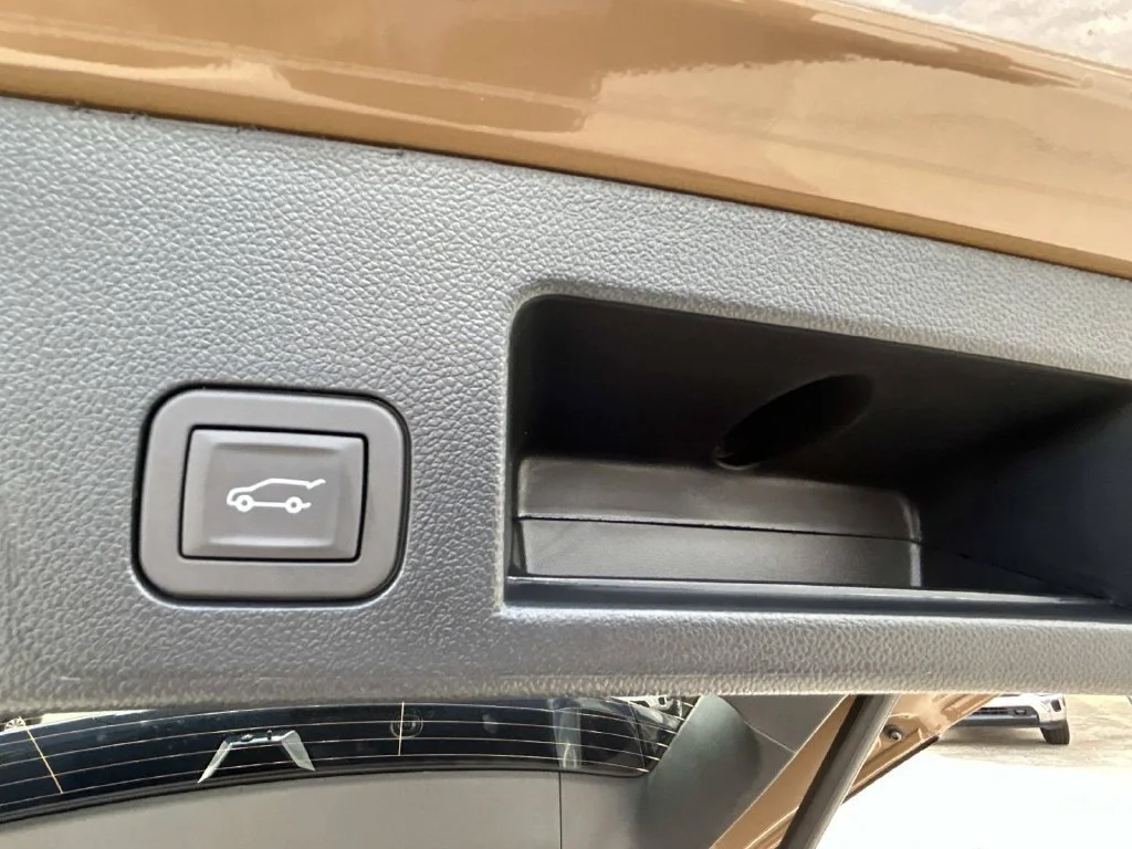 New 2027 Autumn Harvest Metallic Chevrolet ACTIV image 9