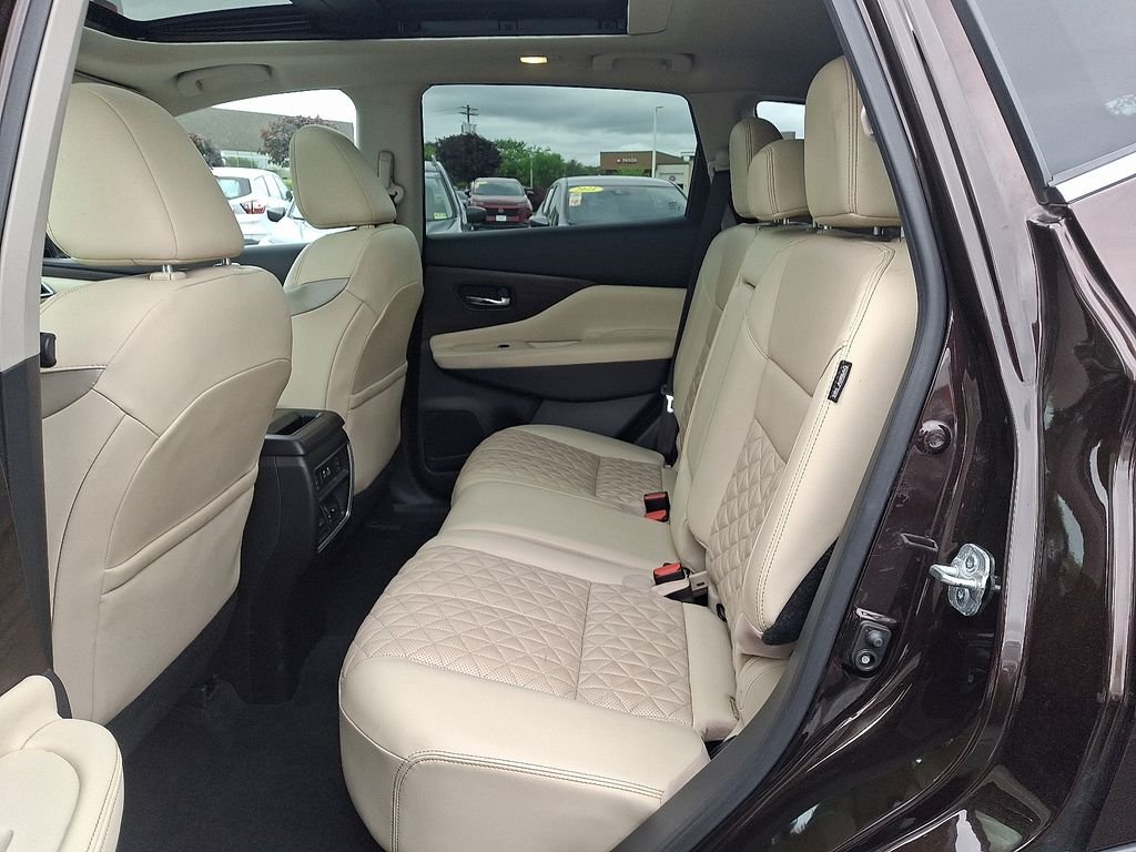 Used 2021 Brown Nissan Platinum image 10
