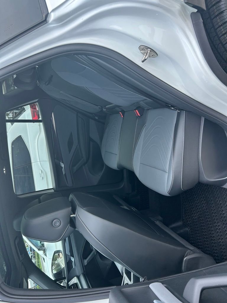 New 2026 White/off-white Volkswagen 2.0T SE R-Line Black image 40