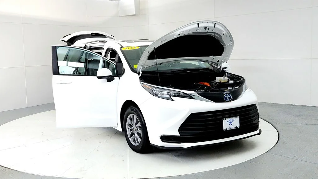 Certified Used 2024 White Toyota LE image 9