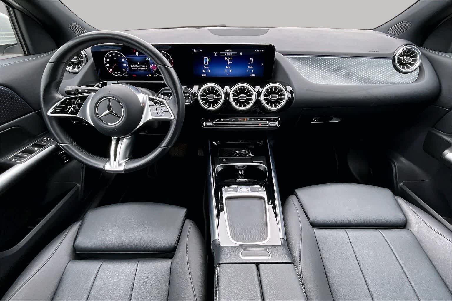 Used 2025 Polar White Mercedes-Benz GLA 250 image 15