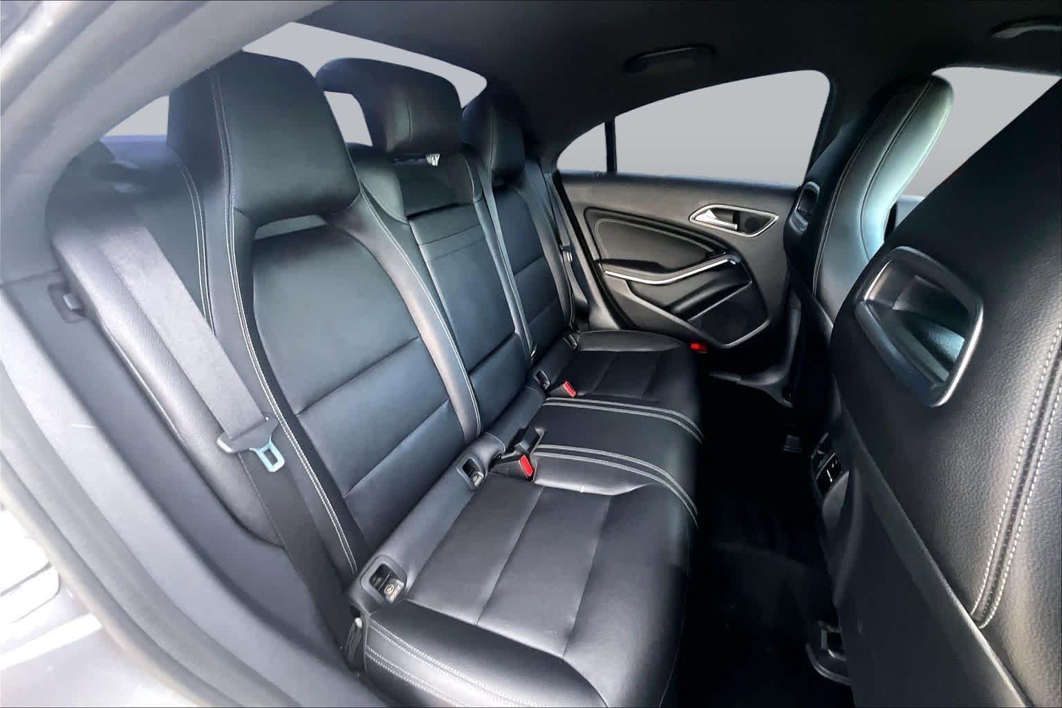 Used 2018 Mountain Grey Metallic Mercedes-Benz CLA 250 image 18