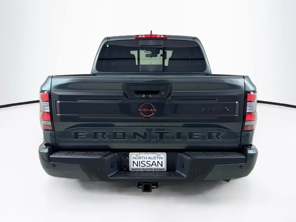 New 2027 Gray Nissan PRO-X image 6