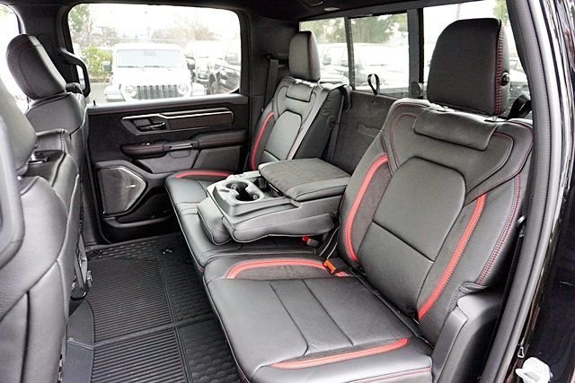 New 2026 Diamond Black Crystal Pearl-Coat Exterior Paint RAM RHO image 20