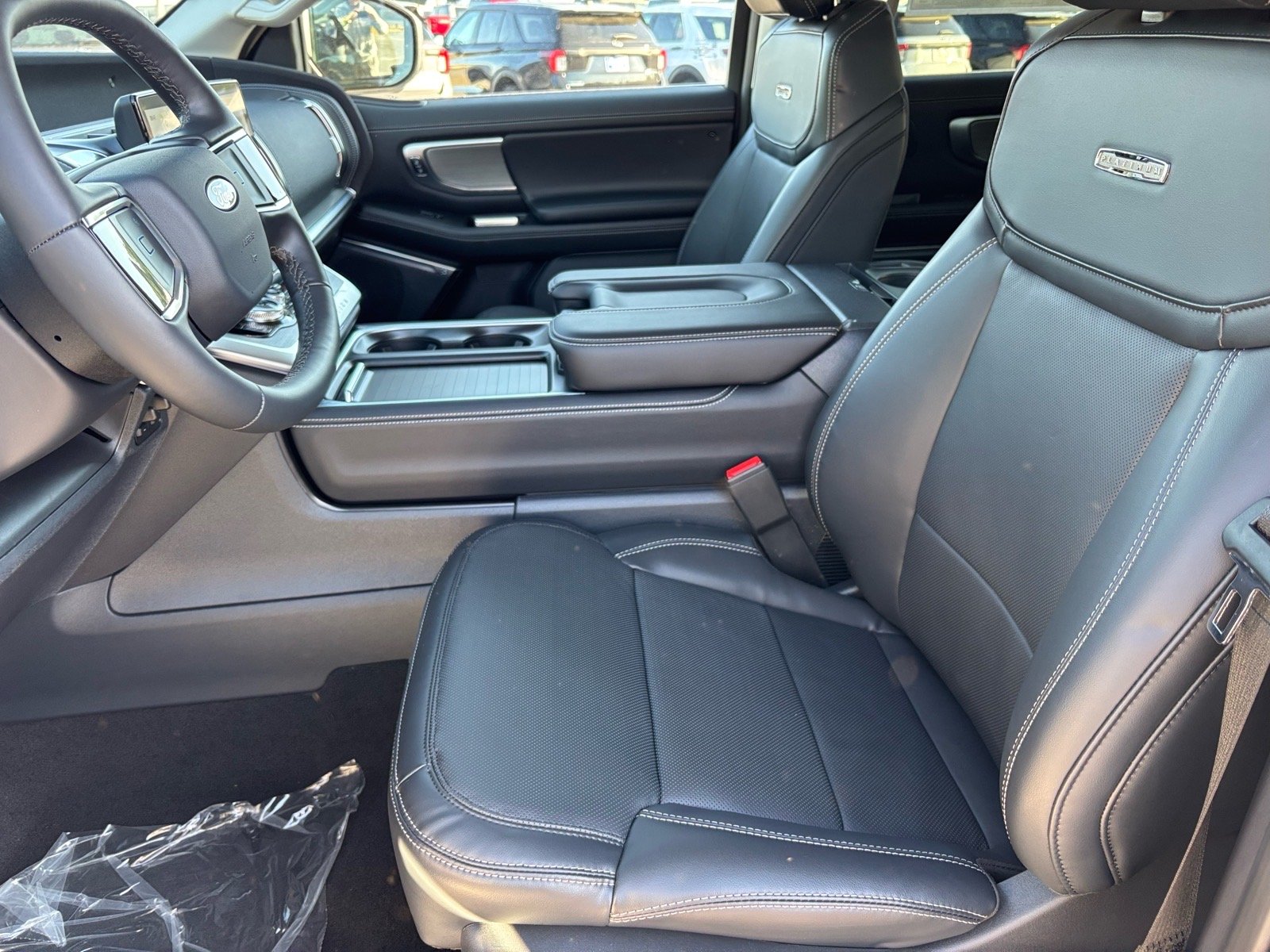 New 2026 Star White Metallic Tri-Coat Ford Platinum® image 9