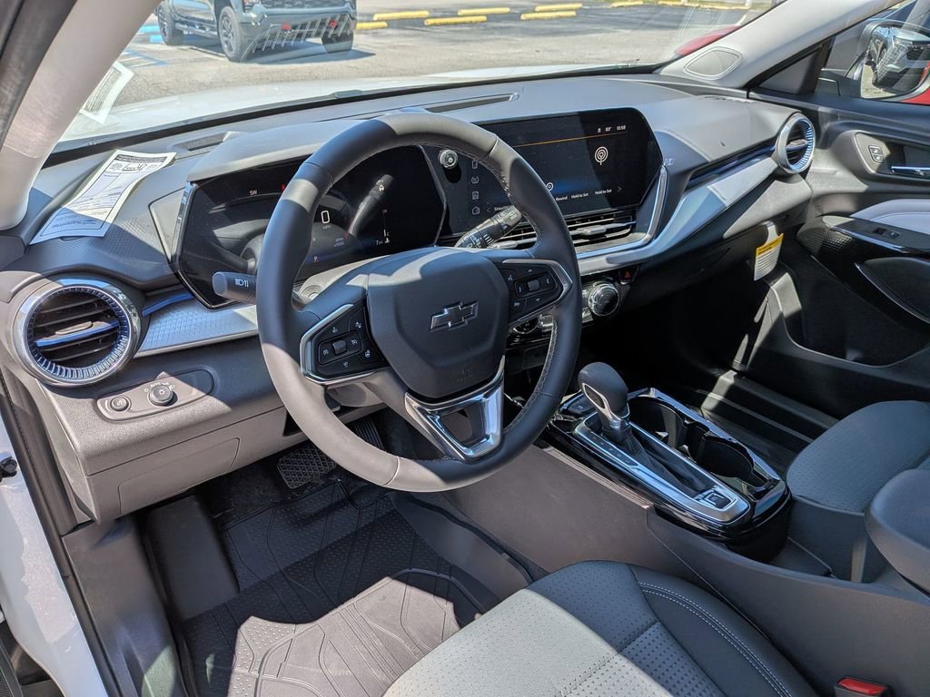 New 2026 Summit White Chevrolet LT image 30