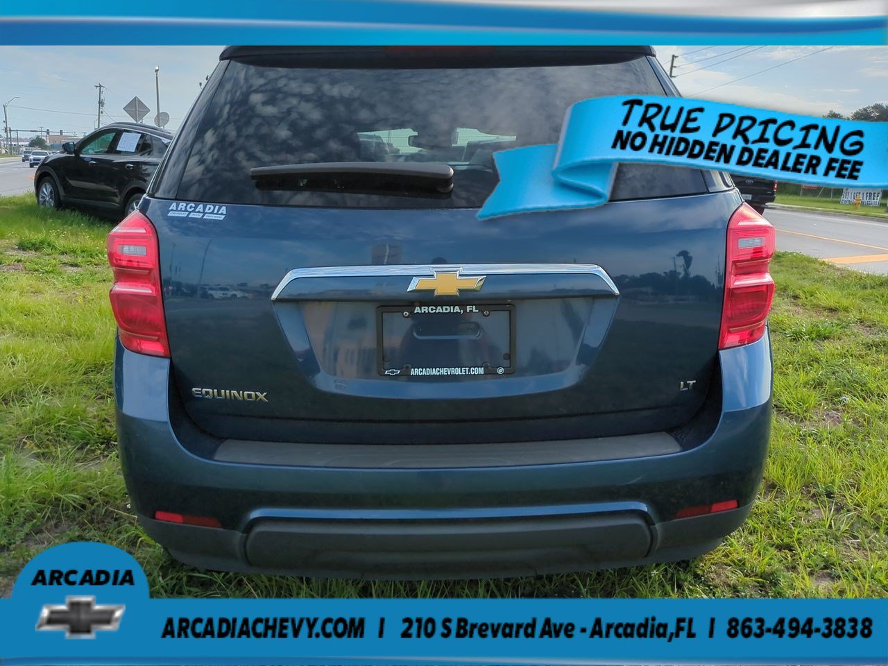 Used 2017 Patriot Blue Metallic Chevrolet LT image 5