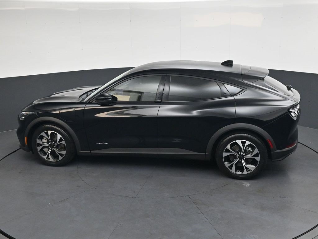 Used 2024 Shadow Black Ford Select image 23