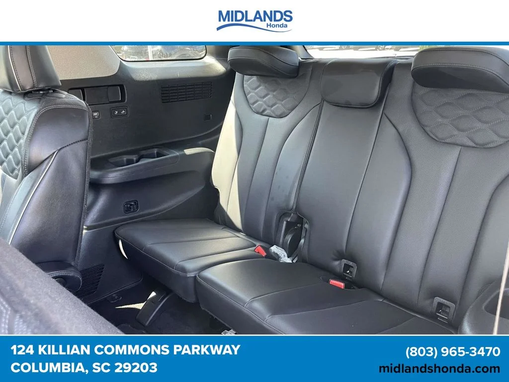 Used 2022 Silver Hyundai Limited image 11