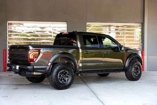 Used 2025 Shelter Green Ford Raptor image 7