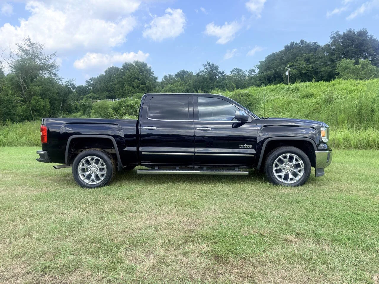 Used 2015 Black GMC SLT 4x2 4dr Crew Cab 5.8 ft. SB image 7