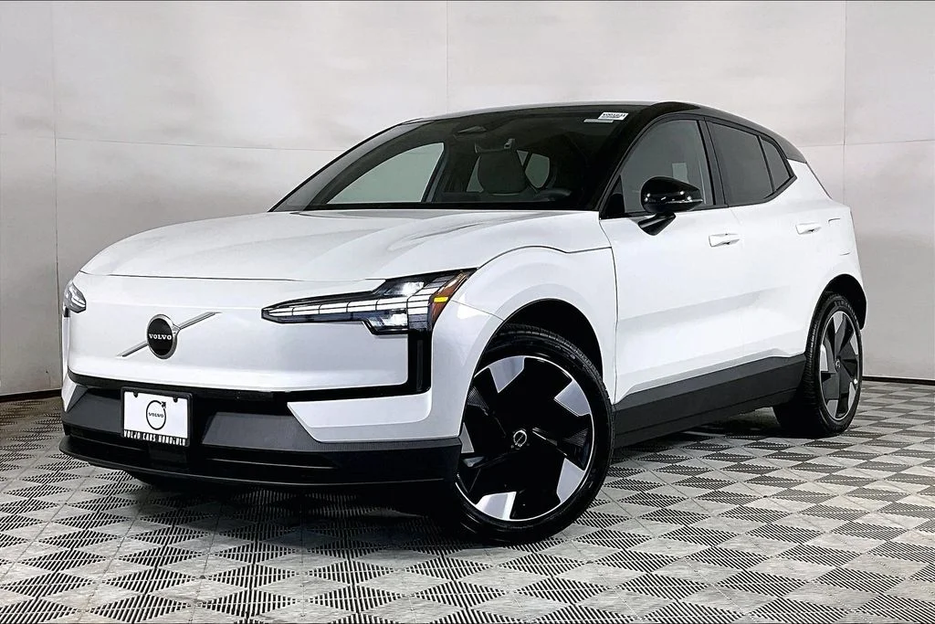 New 2026 White Volvo Twin Motor Performance Plus image 1