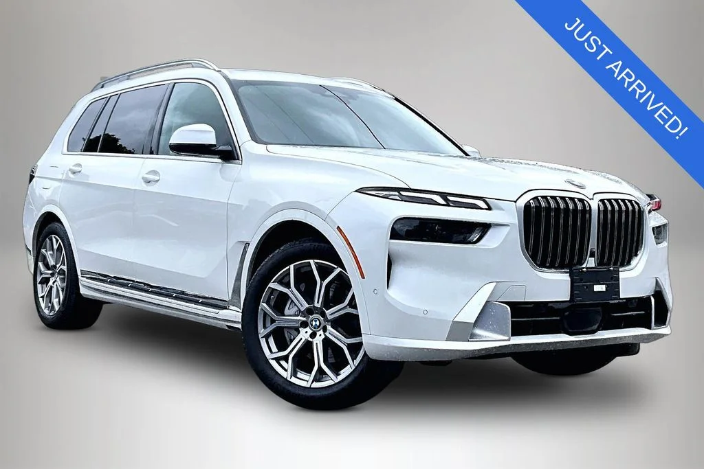 2026 BMW X7 xDrive40i's photo