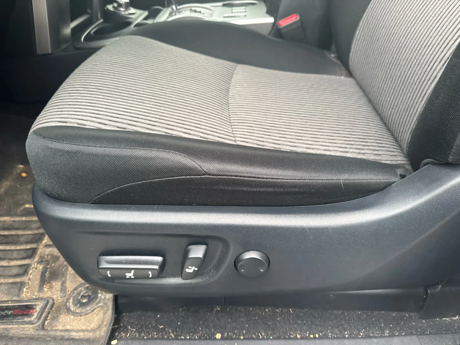 Used 2024 Ice Cap Toyota SR5 image 9