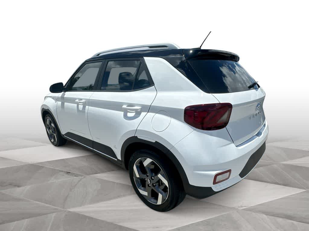 Used 2024 Lunar White Hyundai Limited image 6