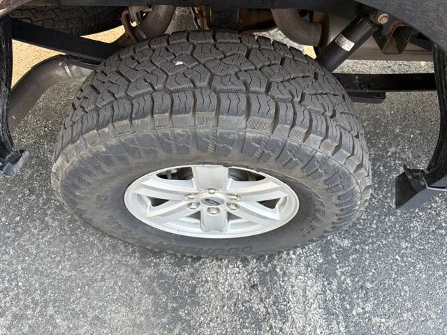 Used 2023 Black Metallic Ford XLT image 10