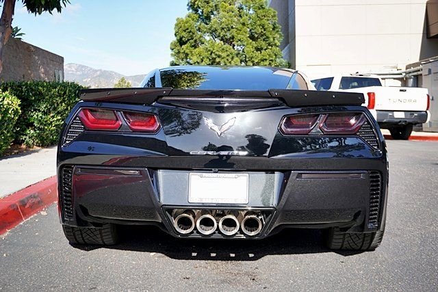 Used 2019 Black Chevrolet Grand Sport image 11