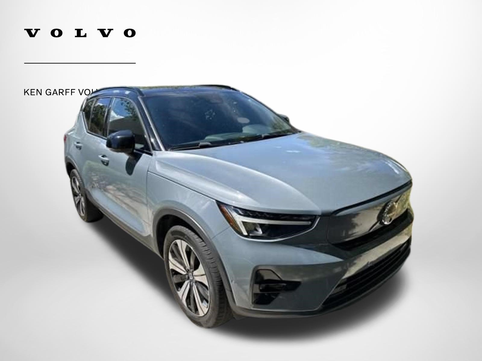 Certified Used 2023 Thunder Grey Volvo Plus image 7