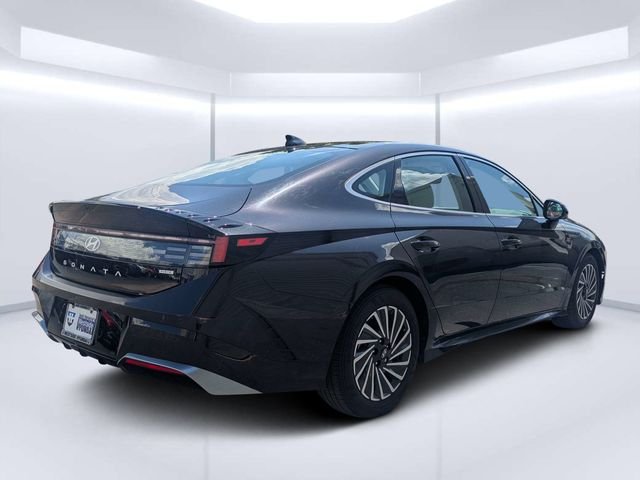 Used 2024 Blue Hyundai Limited image 3